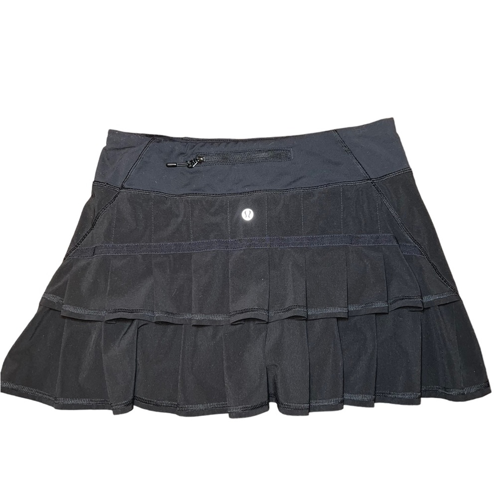 Lululemon black athletic skort ruffle size 4
